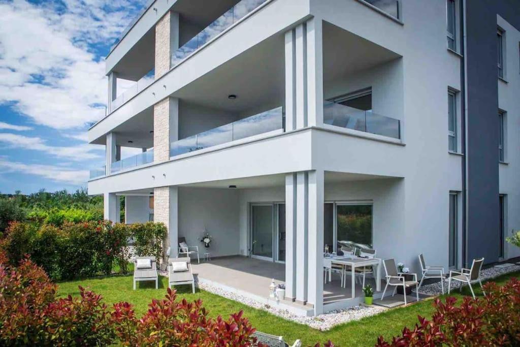 Apartment Capo D'Oro Ρόβινι Εξωτερικό φωτογραφία